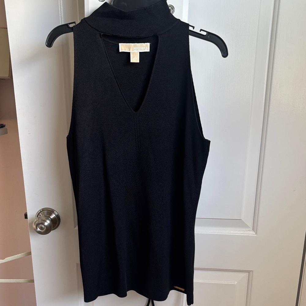 MICHAEL Michael Kors Black Sleeveless Mock-Neck Tank with V-Notch